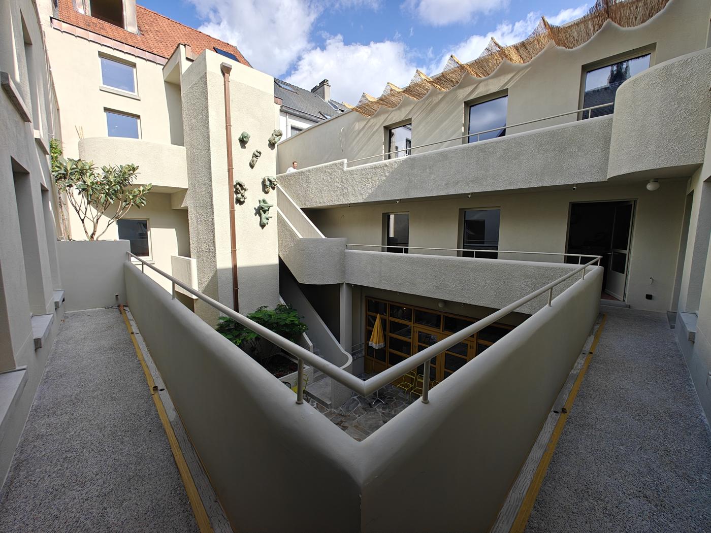 Crepi in rotsstructuur in Antwerpen