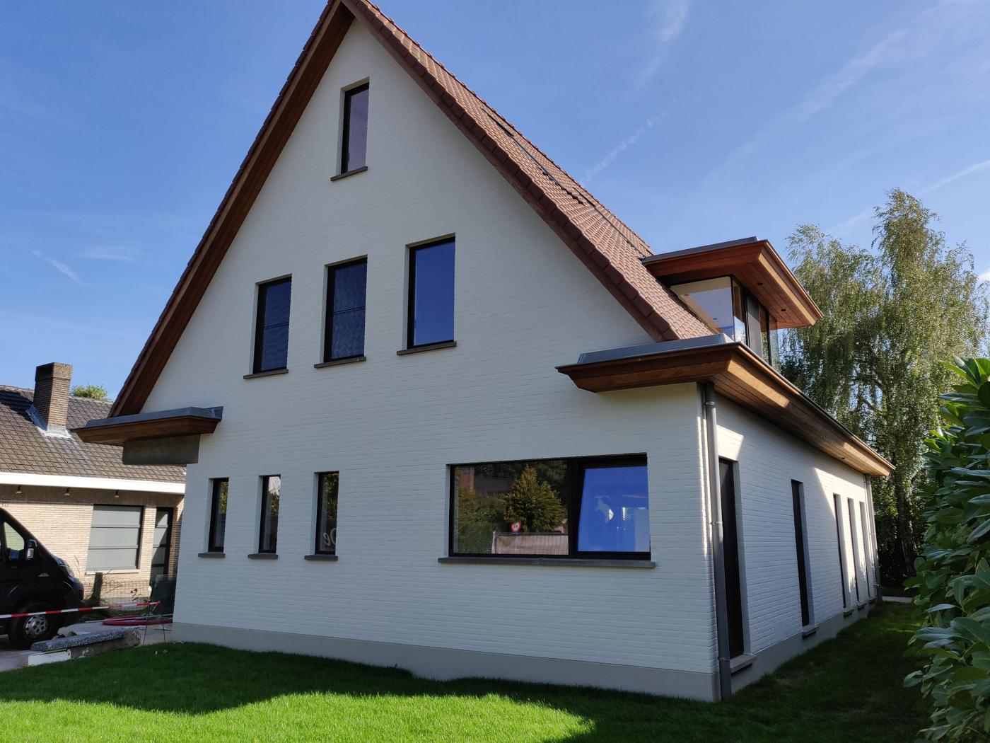 Gevel schilderen in Edegem: na de werken